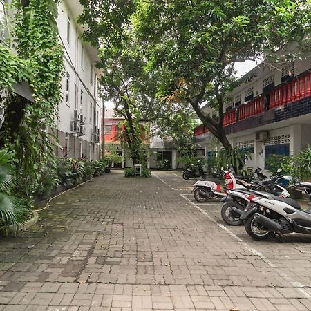 Urbanview Hotel Minongga Pondok Labu By Reddoorz Jakarta Luaran gambar