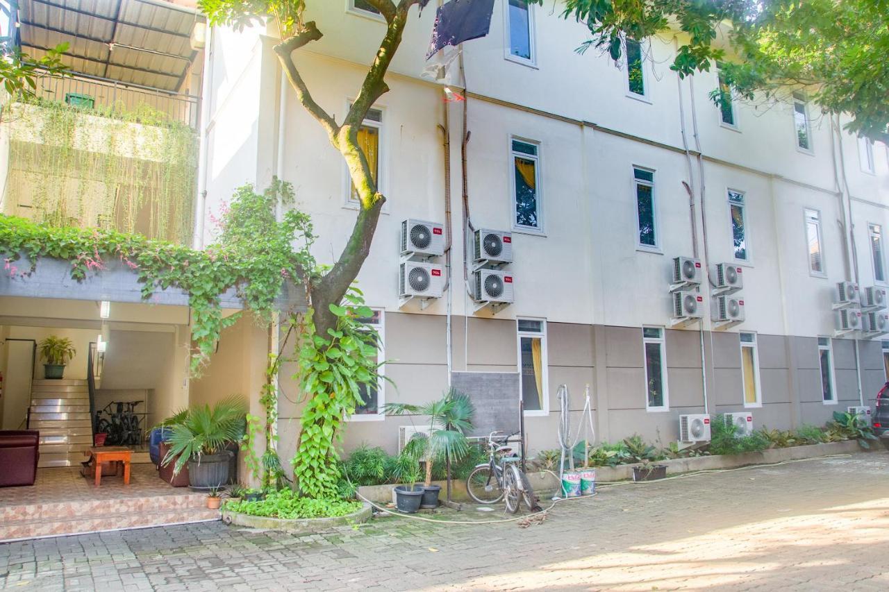 Urbanview Hotel Minongga Pondok Labu By Reddoorz Jakarta Luaran gambar