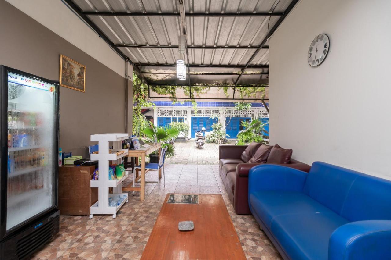 Urbanview Hotel Minongga Pondok Labu By Reddoorz Jakarta Luaran gambar