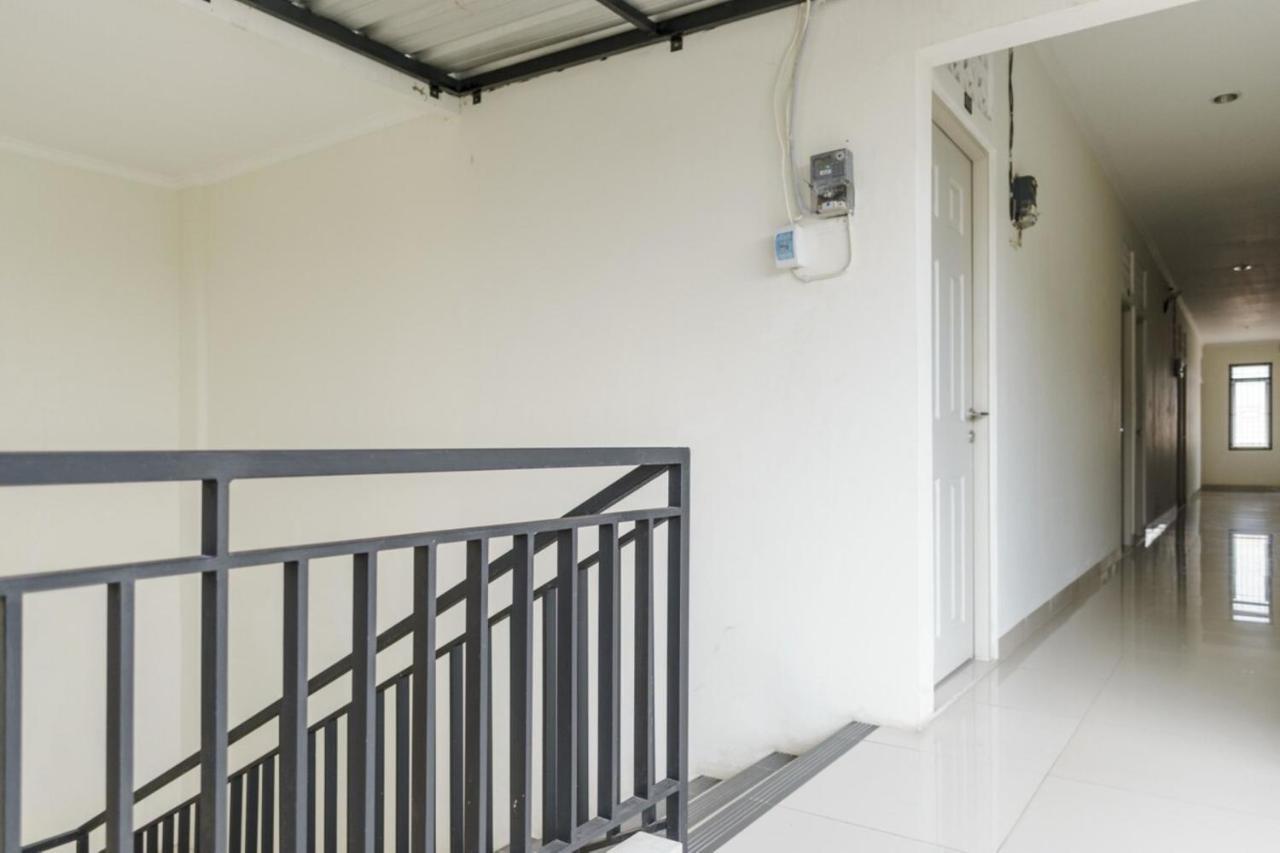 Urbanview Hotel Minongga Pondok Labu By Reddoorz Jakarta Luaran gambar